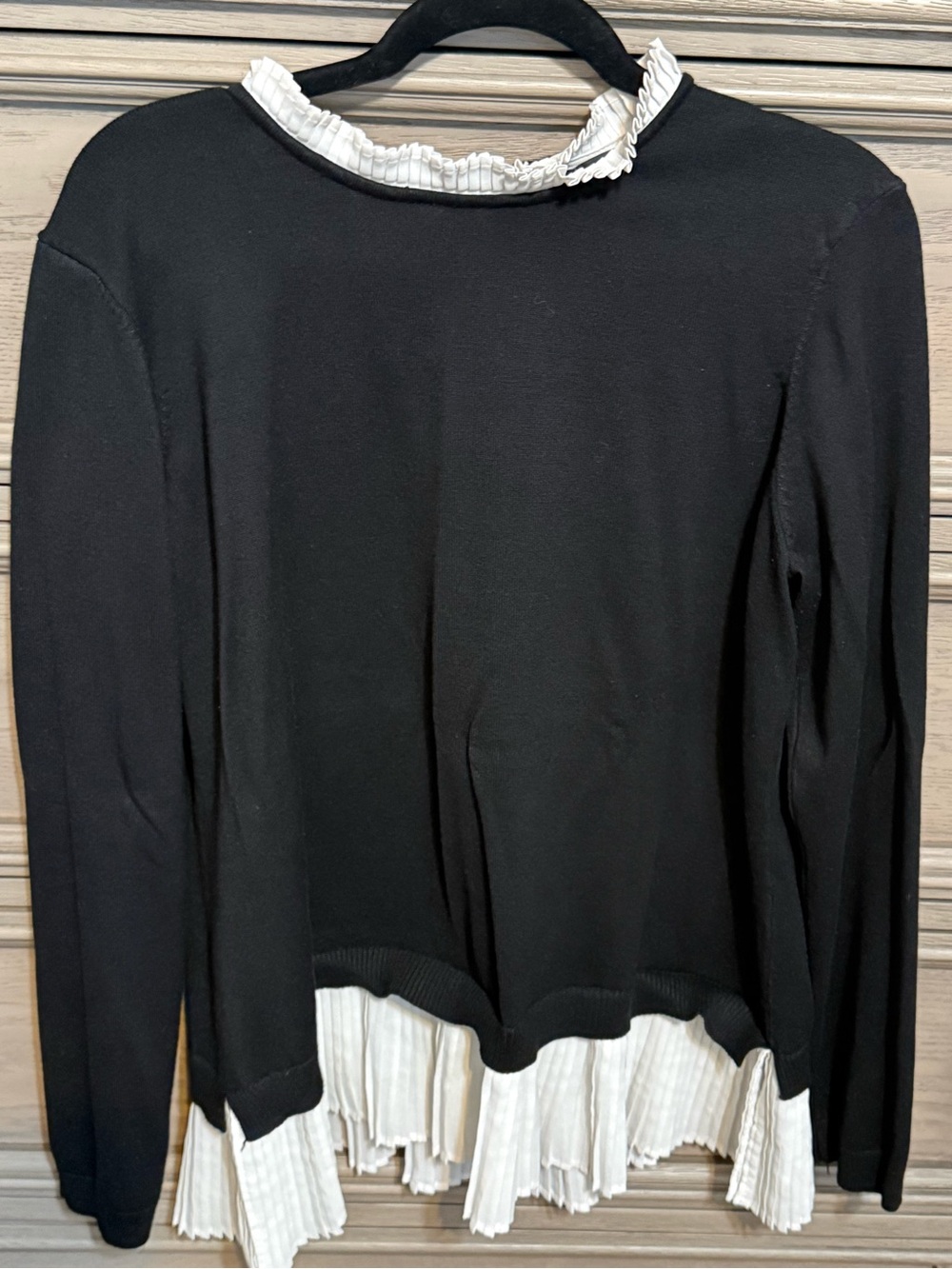 Adrianna Papell Long-Sleeve Top with White Pleated Trim